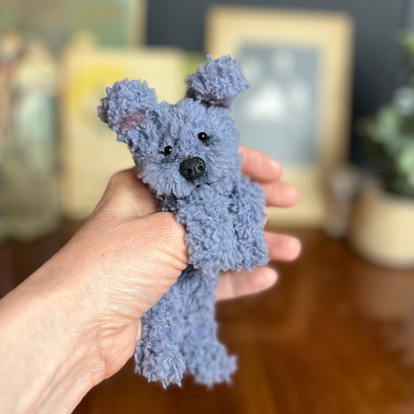 4" FLOOFS: "Quincey"