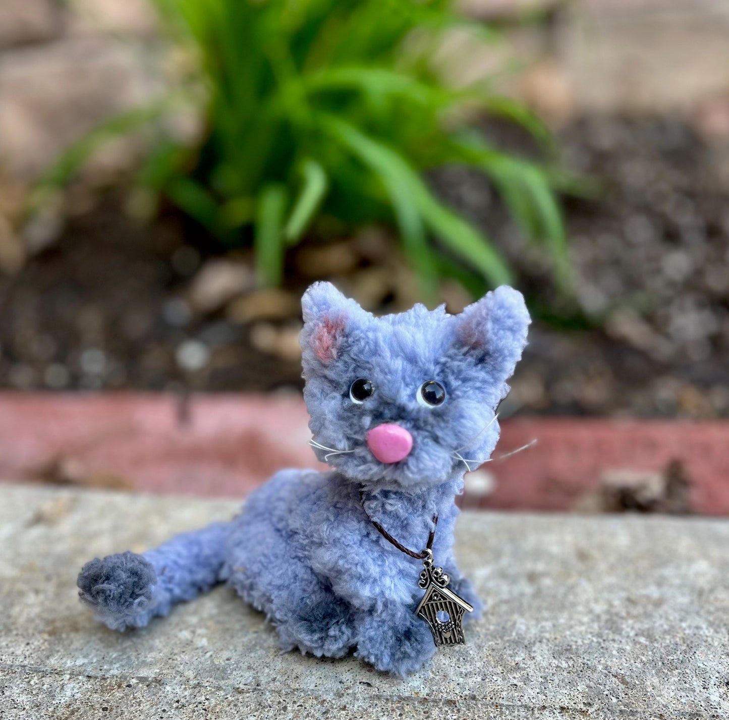 4" FLOOFS: "Clive"