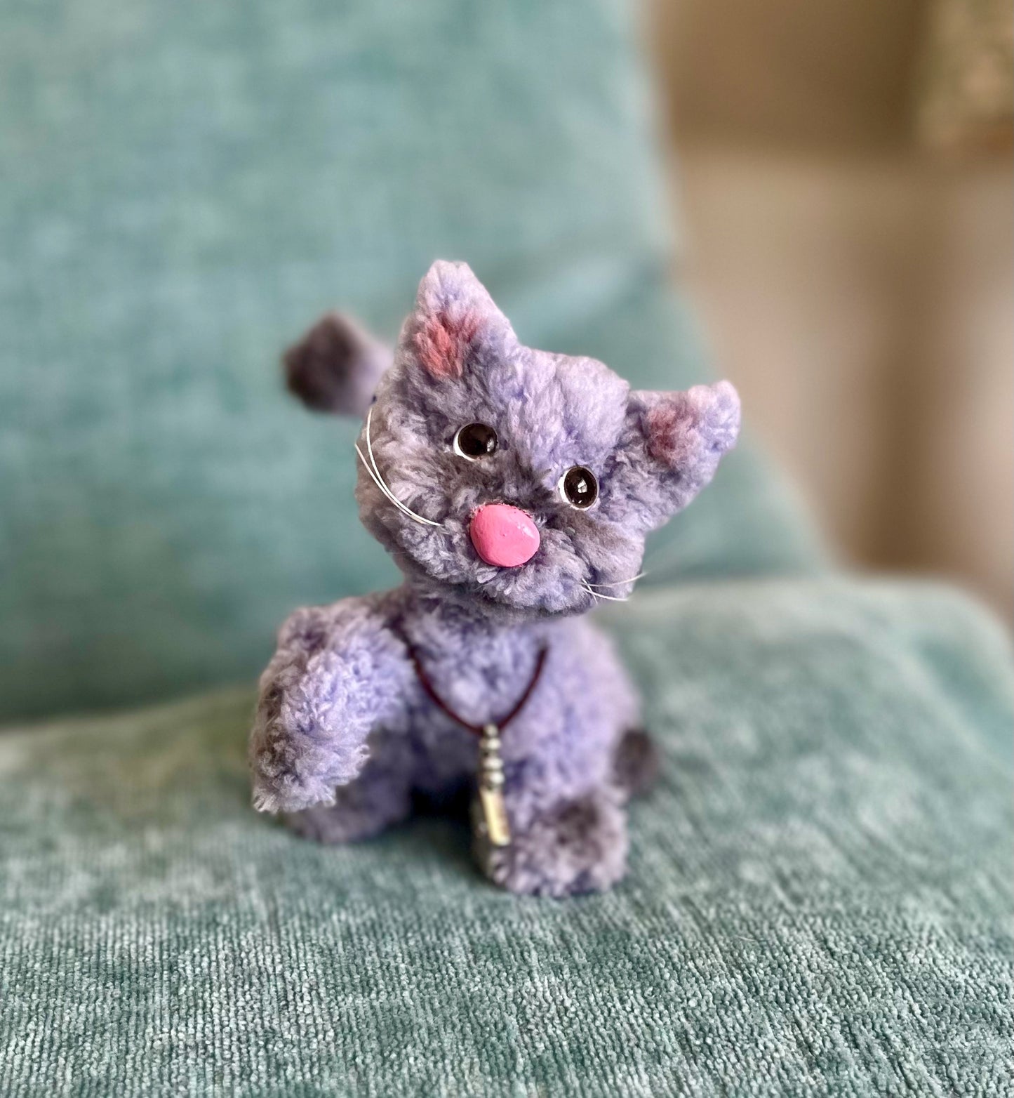 4" FLOOFS: "Clive"