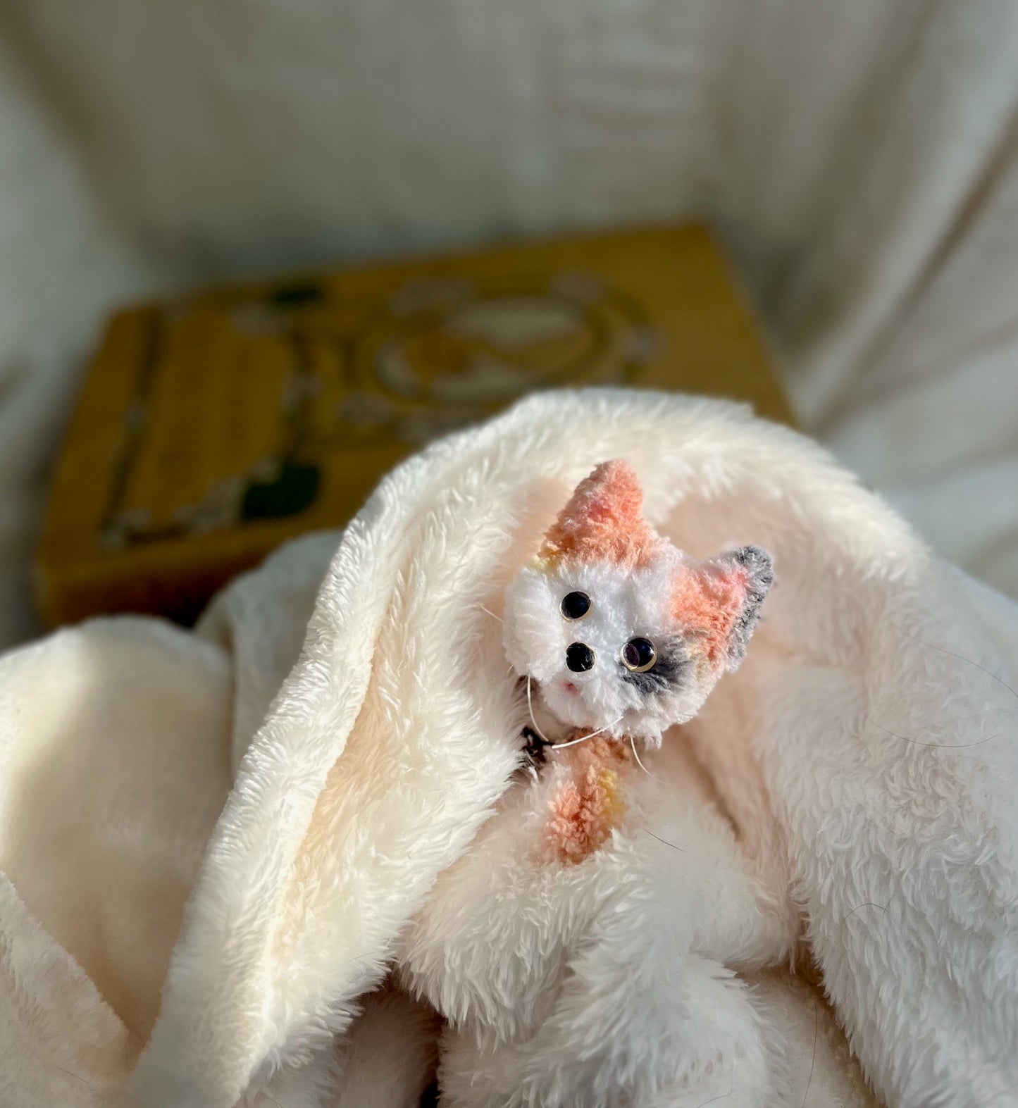 Posable calico cat, calico cat doll, calico cat miniature, calico figurine, cat lover gift